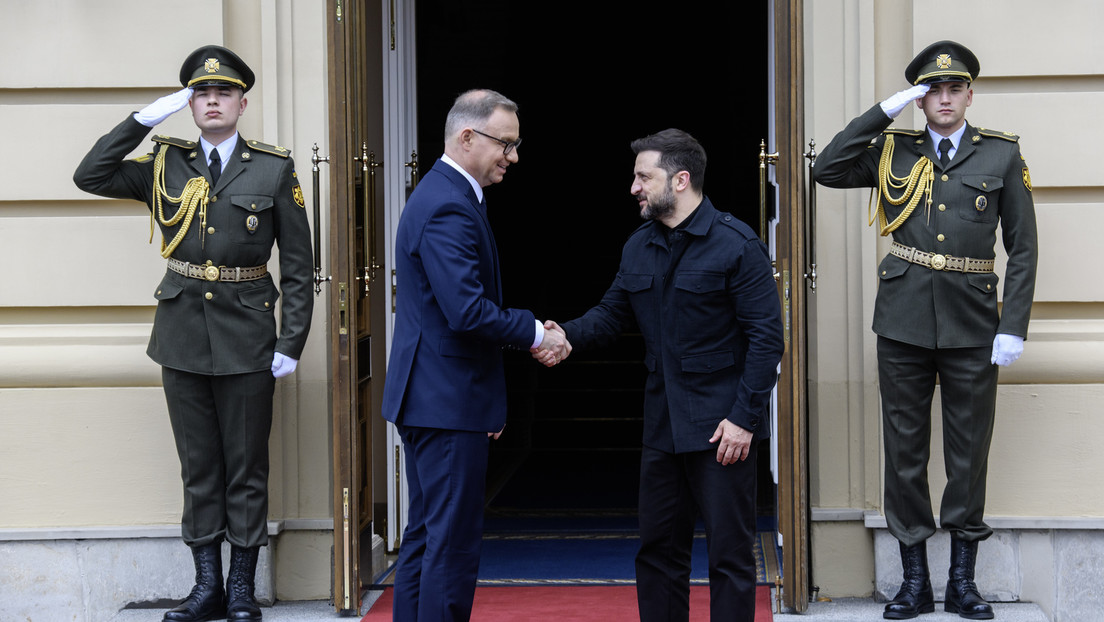 Nach Ehrung von Hitler-Kollaborateuren: Polnischer Präsident will Selenskij Orden aberkennen